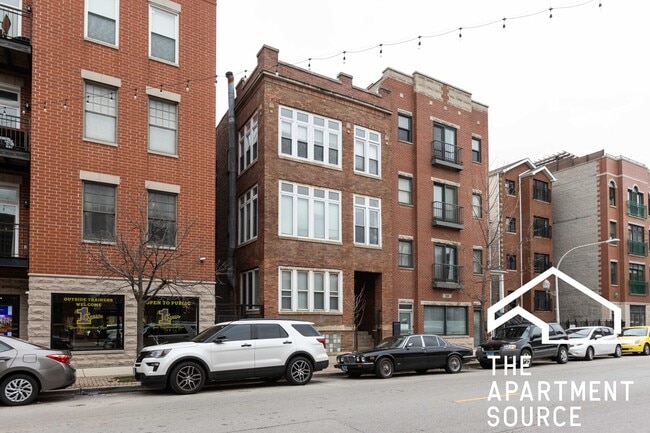 3238 N Sheffield Ave, Unit 1