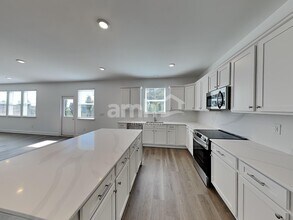 44 Pointe Dr in Dallas, GA - Building Photo - Building Photo