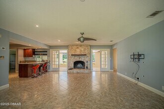 864 S Beach St in Ormond Beach, FL - Building Photo - Building Photo