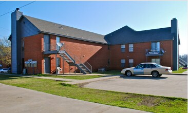 Westvale Flats in Celina, TX - Foto de edificio - Building Photo