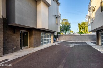 4525 N 40th St in Phoenix, AZ - Building Photo - Building Photo