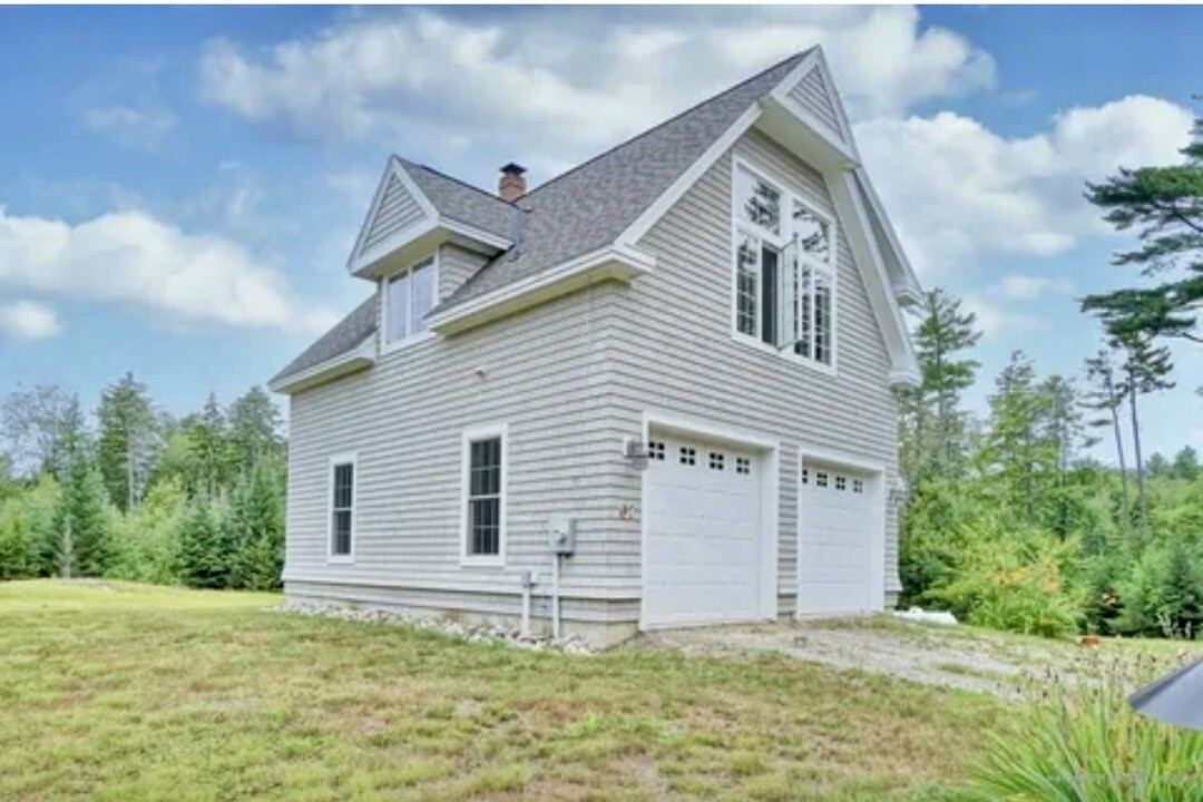 67 Regatta Dr in Freeport, ME - Building Photo