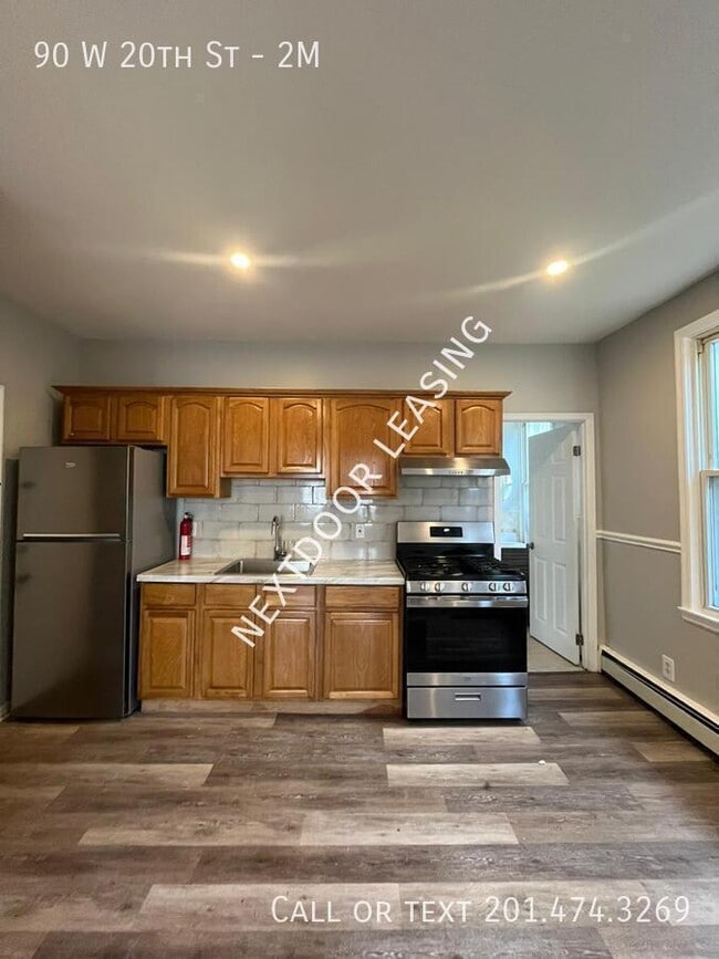 property at 90 W 20th St