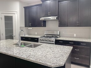 19 Nolanfield Cres NW in Calgary, AB - Building Photo - Building Photo