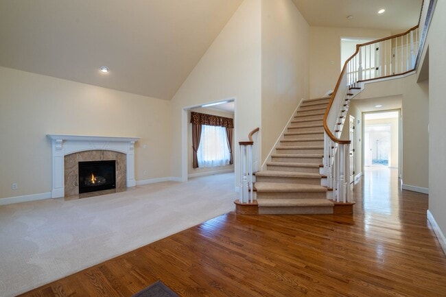 23829 SE 2nd Pl in Sammamish, WA - Building Photo - Building Photo