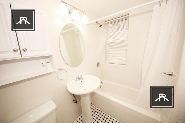 6 Chiswick Rd in Boston, MA - Building Photo - Building Photo