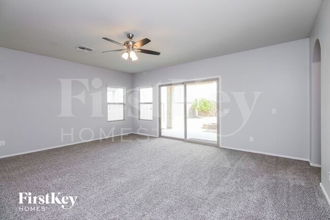 5401 W Victory Way in Florence, AZ - Building Photo - Building Photo
