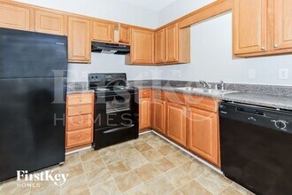 1457 Riverrock Ct in Riverdale, GA - Building Photo - Building Photo