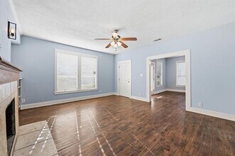 843 N Clinton Ave in Dallas, TX - Building Photo - Building Photo