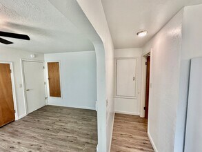 112 College Way in Auburn, CA - Building Photo - Building Photo