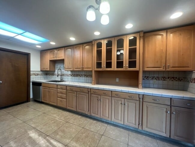 property at 600-602 Scenic Dr