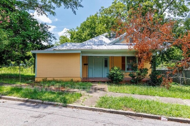 property at 2427 30th St SW