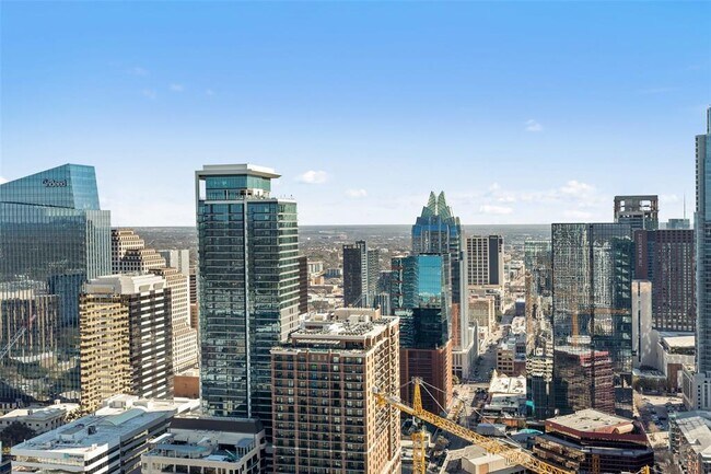 360 Nueces St in Austin, TX - Building Photo - Building Photo