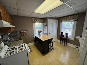 14 Cottage Pl in Montclair, NJ - Building Photo - Building Photo