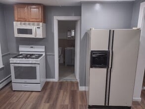 319 2nd St in Albany, NY - Building Photo - Building Photo
