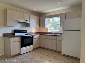 10425 Chalmer St in Spring Hill, FL - Building Photo - Building Photo