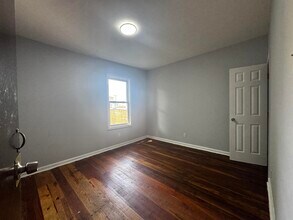 565 Ocean Ave in Jersey City, NJ - Building Photo - Building Photo