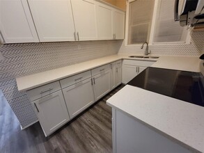 1104 Mabbette St in Kissimmee, FL - Building Photo - Building Photo
