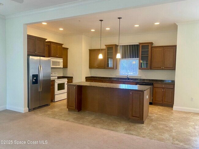 870 Vignoles Ave NE in Palm Bay, FL - Building Photo - Building Photo