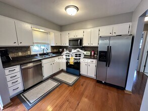 10921 Jersey Ct N in Champlin, MN - Building Photo - Building Photo