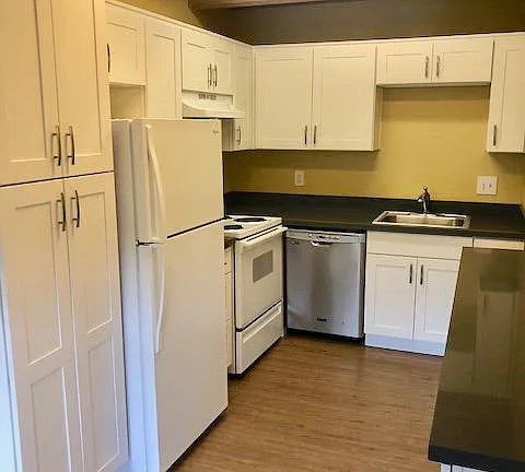 21521 73rd Pl W in Edmonds, WA - Building Photo - Building Photo