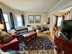 68 North St, Unit 1 in Somerville, MA - Building Photo - Building Photo