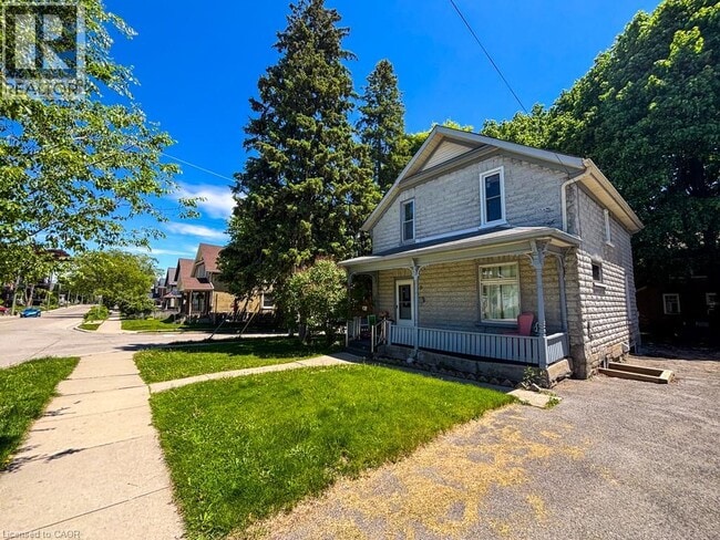 property at 39 Krug St