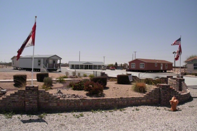 11805 S Frontage Rd in Yuma, AZ - Building Photo