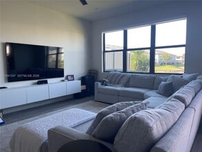 4441 Appleton Cir E in Oakland Park, FL - Building Photo - Building Photo