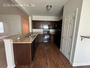 2136 Shadow Fox Dr in Columbus, IN - Building Photo - Building Photo
