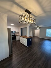 11 Somerset in Statesboro, GA - Foto de edificio - Building Photo