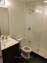 30-2130 Shore Breeze Dr in Toronto, ON - Building Photo - Building Photo