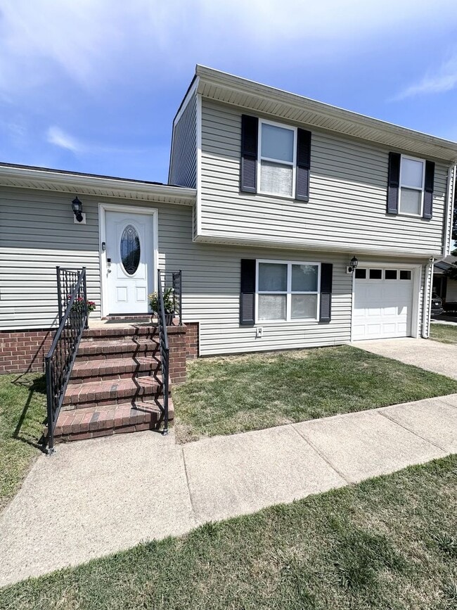 509 Bowling Green Ct in Chesapeake, VA - Building Photo - Building Photo