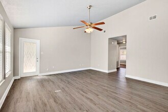 18137 Canal Jct Dr in Gulfport, MS - Building Photo - Building Photo