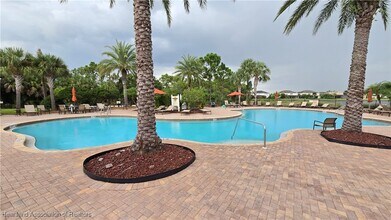 6001 Anise Dr in Sarasota, FL - Building Photo - Building Photo