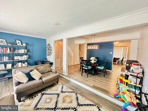 12010 Glen Alden Rd in Fairfax, VA - Building Photo - Building Photo