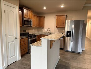 522 Vee St in Centerton, AR - Building Photo - Building Photo