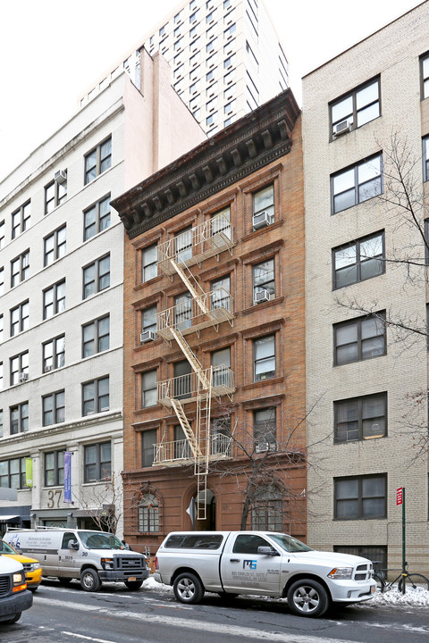 35 West 65th Street in New York, NY - Foto de edificio