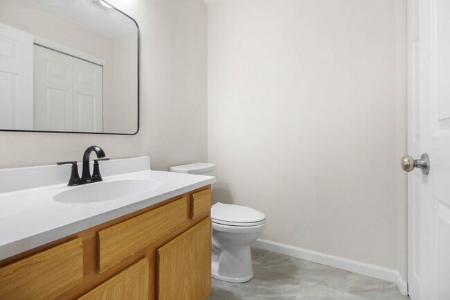 1504 Cornerstone Ct in Marion, IL - Foto de edificio - Building Photo