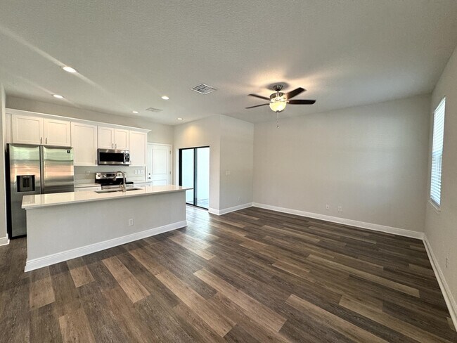 2861 Mayer St in Orlando, FL - Building Photo - Building Photo