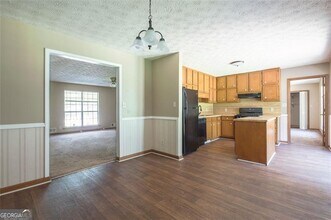 310 Summerwood Dr in Stockbridge, GA - Building Photo - Building Photo