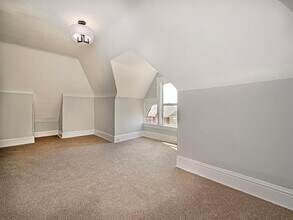923 Adelaide St in Pittsburgh, PA - Building Photo - Building Photo