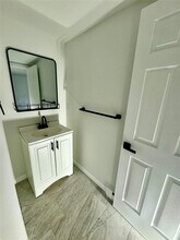 6120 US-44-Unit -4 in Kerhonkson, NY - Foto de edificio - Building Photo