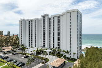 Sea Gate Club in Longboat Key, FL - Building Photo - Building Photo