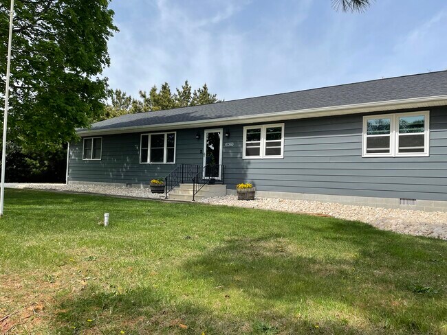 18429 Linden Ln in Lewes, DE - Building Photo - Building Photo