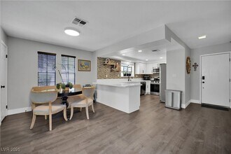 3959 Salisbury Pl in Las Vegas, NV - Building Photo - Building Photo