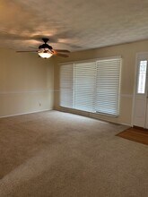 1960 Teakwood Manor Dr in Florissant, MO - Building Photo - Building Photo