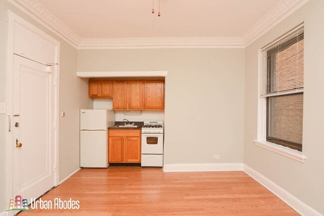 3835 N Fremont St, Unit A04C in Chicago, IL - Building Photo - Building Photo