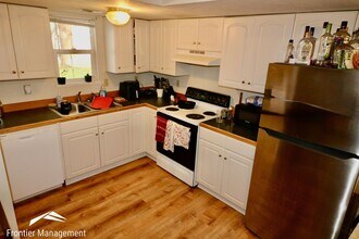 614-616 Thurston St in Manhattan, KS - Building Photo - Building Photo