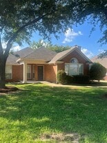 9324 Bristlecone Dr in Montgomery, AL - Building Photo